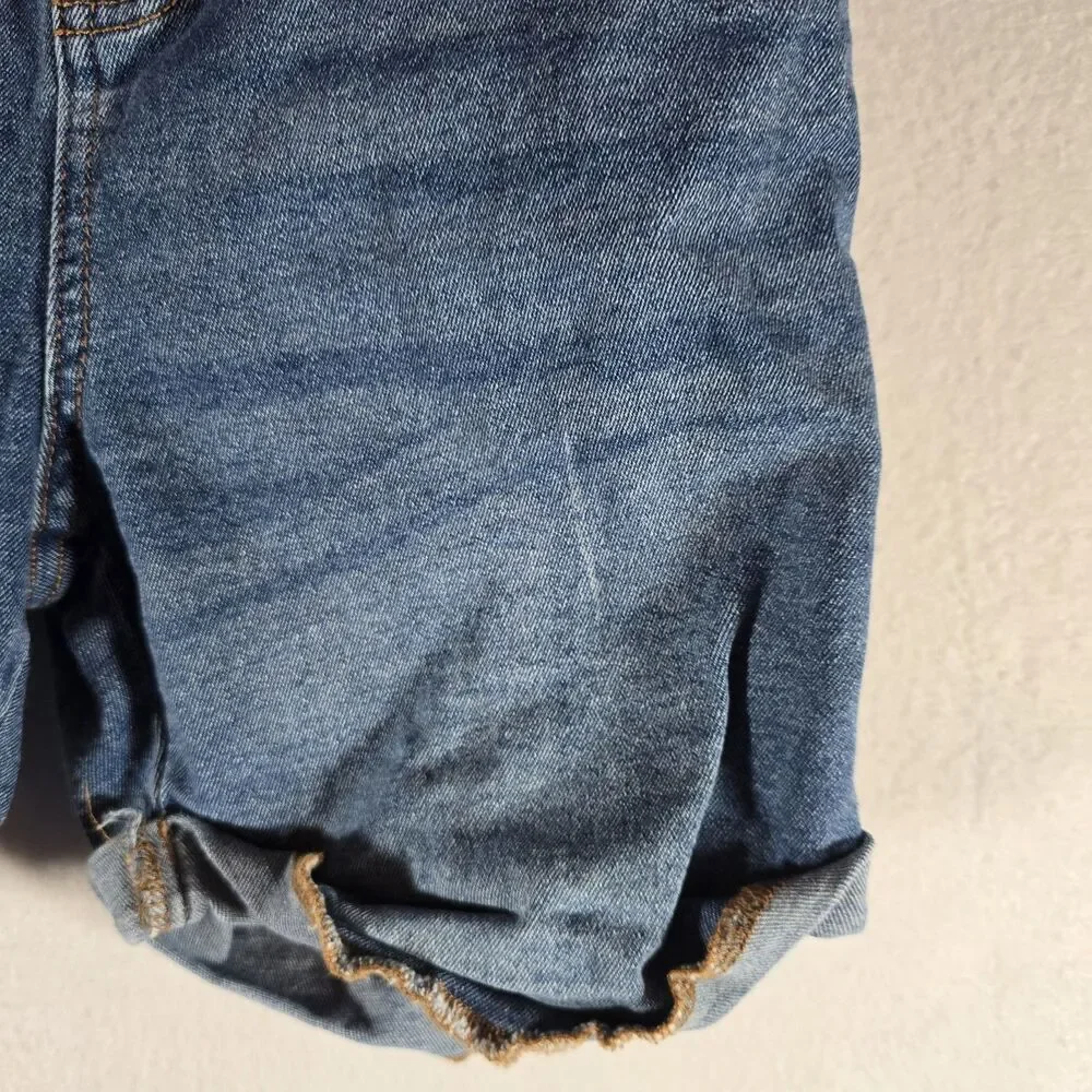 Extremely Me Kids Girls Denim Shorts Size 14  Gently Used